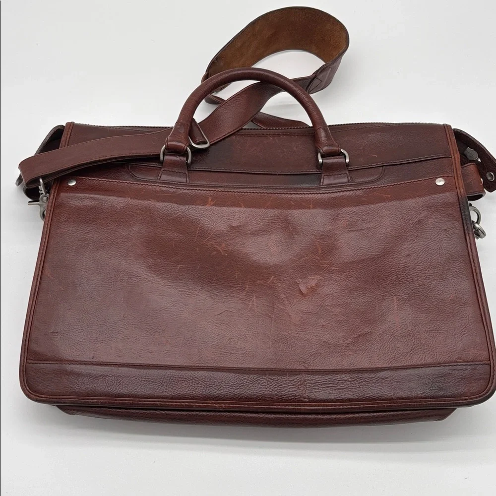 Ellington Brown Leather Attaché Briefcase Messenger Bag BLEMISH